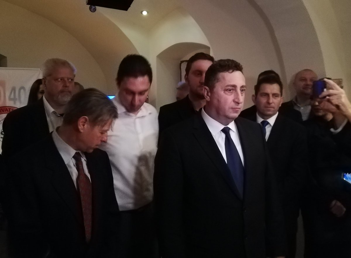 Nedjeljko Babić: „Ovo je bilo predstavljanje projekta 4x400, od siječnja jačamo Hrvatsku stranku svih čajkavaca, kajkavaca i štokavaca.“ #HRTizbornanoc <a href="/hrtvijesti/">HRT Vijesti</a>
