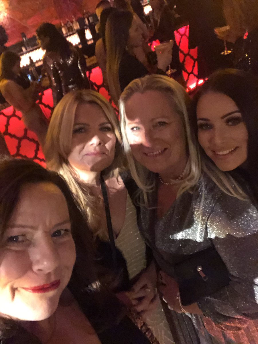 kakaleena's tweet photo. #NECXMAS2019 https://t.co/2j7rViQTAA
