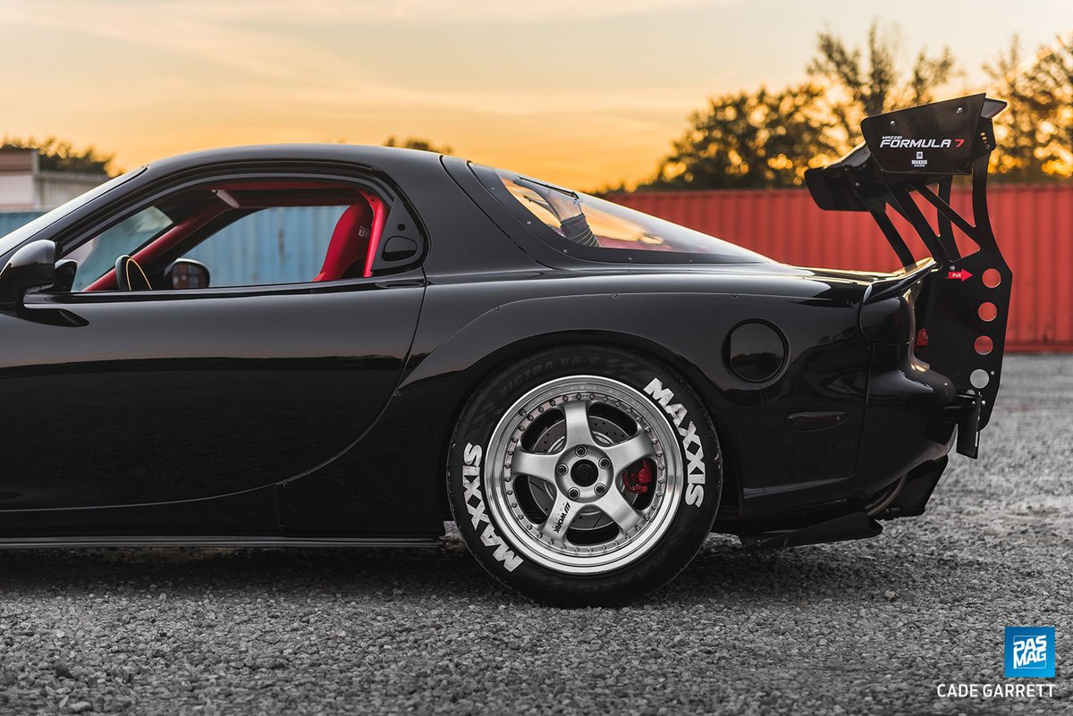 PASMAG's tweet photo. Krowrx Fabrication&
Shine Auto Aero Kit&
VIS Racing Hood&
Chassis-Mounted Rear Spoiler.
https://t.co/JDakjWWRd1
#pasmag #mazda #rx7 #26b #garrettmotion #krowrx #shineauto #visracing #workwheels #maxxistires #meganracing #mazzeiformula https://t.co/ow1fJ3A7Cn