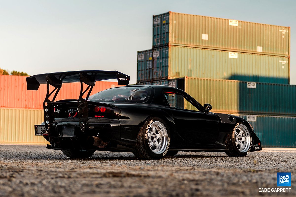 PASMAG's tweet photo. Krowrx Fabrication&
Shine Auto Aero Kit&
VIS Racing Hood&
Chassis-Mounted Rear Spoiler.
https://t.co/JDakjWWRd1
#pasmag #mazda #rx7 #26b #garrettmotion #krowrx #shineauto #visracing #workwheels #maxxistires #meganracing #mazzeiformula https://t.co/ow1fJ3A7Cn