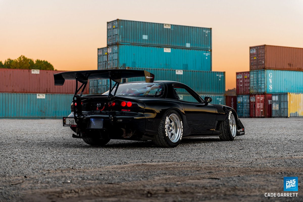 PASMAG's tweet photo. Krowrx Fabrication&
Shine Auto Aero Kit&
VIS Racing Hood&
Chassis-Mounted Rear Spoiler.
https://t.co/JDakjWWRd1
#pasmag #mazda #rx7 #26b #garrettmotion #krowrx #shineauto #visracing #workwheels #maxxistires #meganracing #mazzeiformula https://t.co/ow1fJ3A7Cn