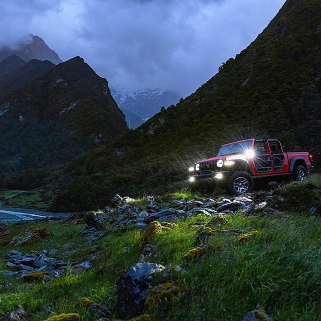 JeepJamboreeUSA's tweet photo. @jeep @officialmopar #jeepinnz #boulderfield #robroyglacier #mountaspiringnationalpark @jimhorne289 @outjeepin @gone_jeeping https://t.co/olagwcdUtw https://t.co/y28peoVFPz