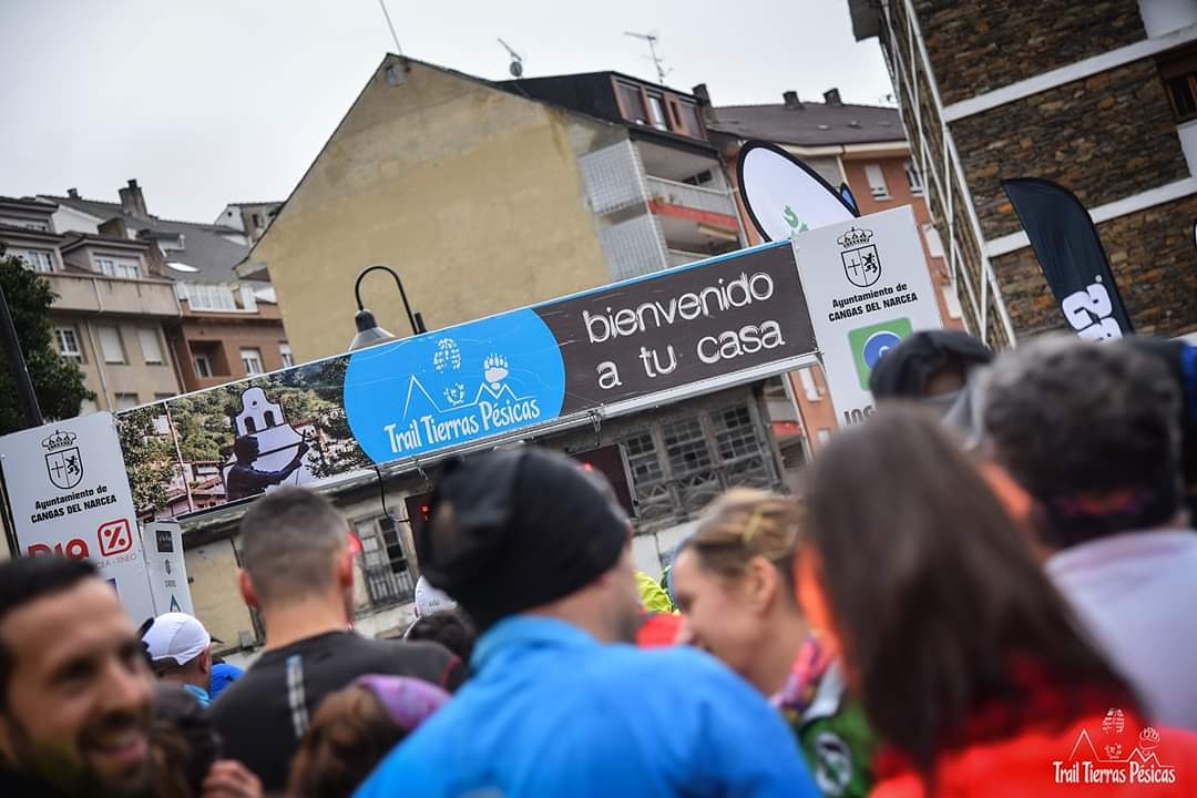 En @trailtierraspesicas lo tenemos claro, siempre BIENVENIDOS A VUESTRA CASA, porque ese es nuestra fuerza, haceros sentir como en vuestra propia casa.

Yo ya soy pésico ¿y tu?

📸 @danielfeitofotografo