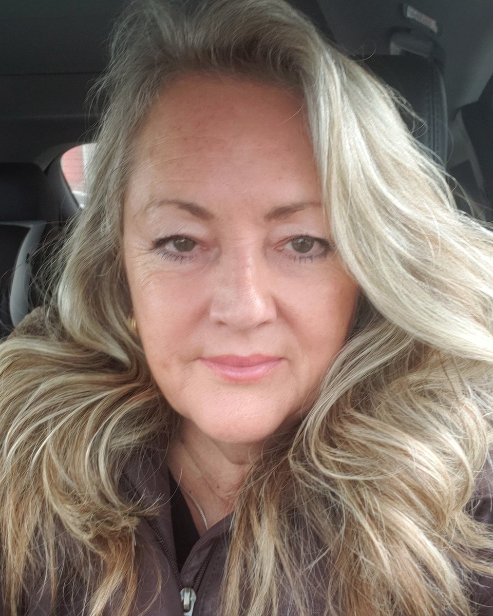 BasedHair's tweet image. Love my healthy  hair 😊 #healthyhair #veganhairproducts #glutenfreehaircare #crueltyfree #leapingbunnyapproved