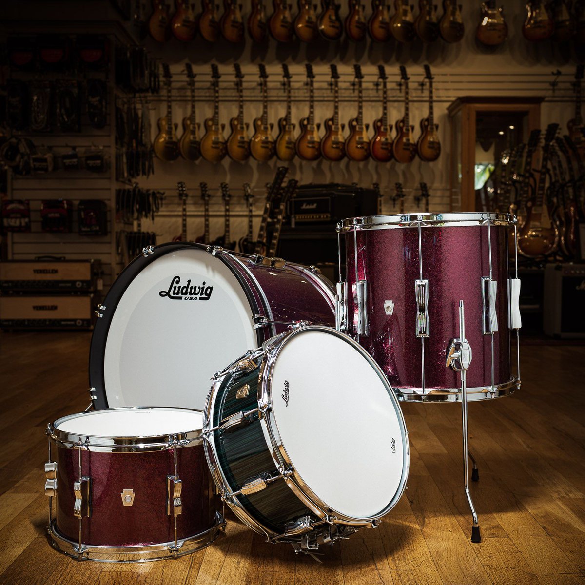 ChicagoMusicEx's tweet photo. Visions of sugar plums dance in our heads! Is that normal? Follow, tag a friend, and enter on our website to WIN this CDE Exclusive @LudwigDrumsHQ Club Date and prototype snare before we go crazy. https://t.co/6xKpXZ62Ke #chicagomusicexchange #ludwig #clubdate #CDEexclusive https://t.co/9YVs8Zy5v1
