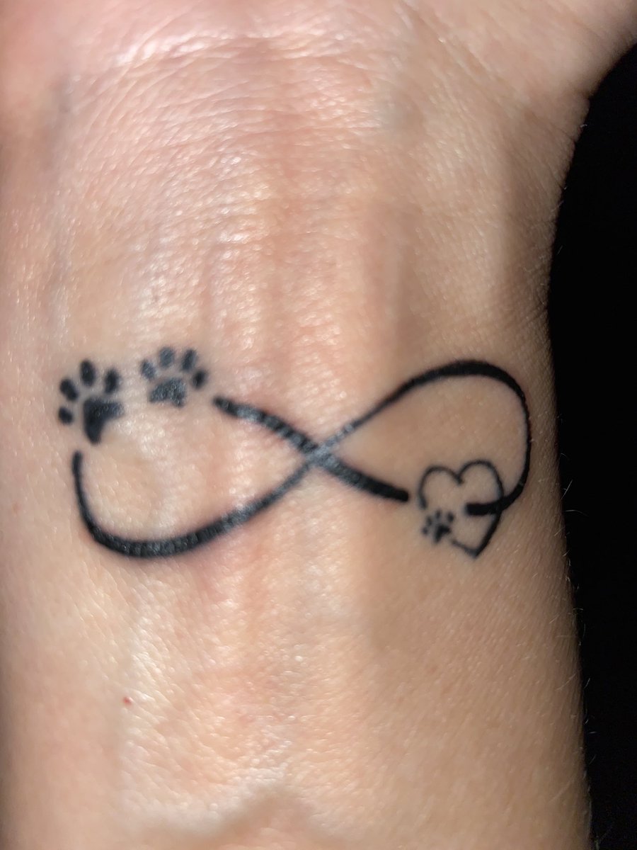 Love my fur babies  #tattoos #shihtzu #goldenretrievers #mydogs #MyWorld