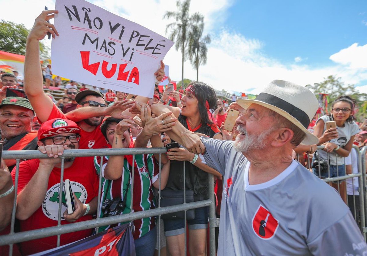 Lula tweet media