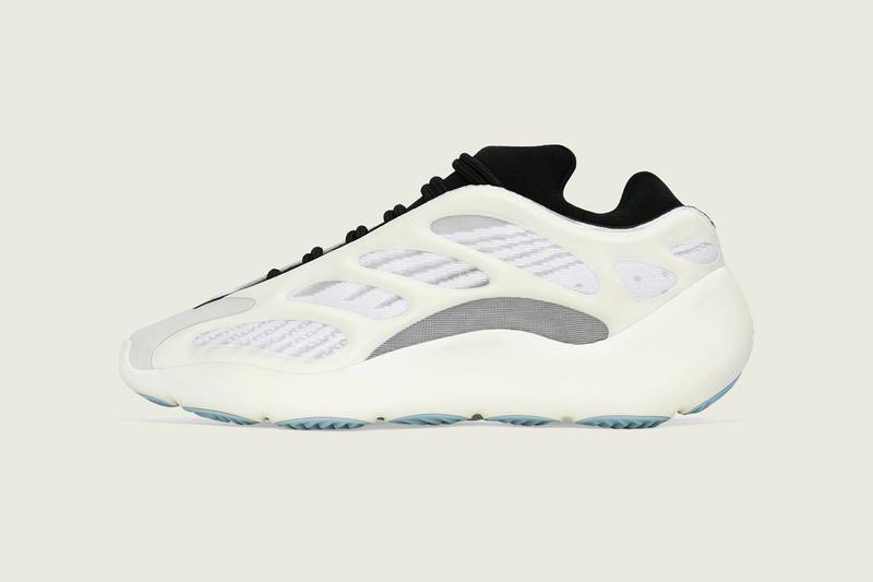 Splashforcebot's tweet photo. YEEZY SUPPLY STOCK: ~700 Pairs https://t.co/Cr3b7ksZ2z