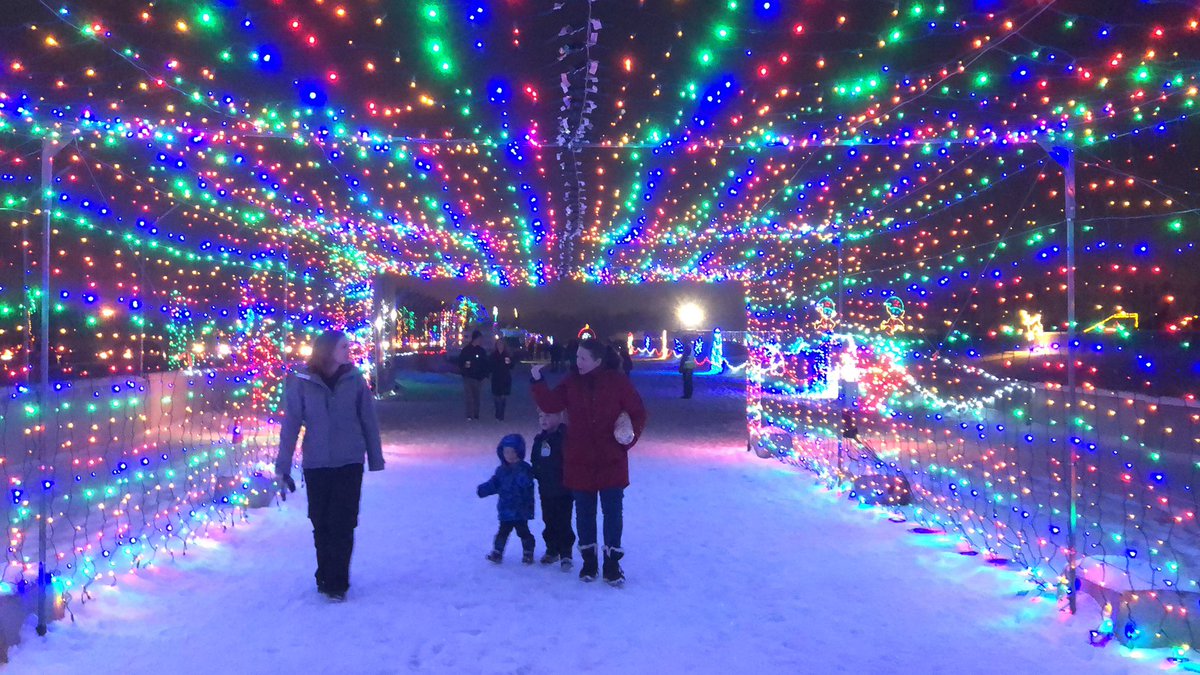 johnwtomkinson's tweet photo. Fantastic family time since returning to Alberta in preparation for Christmas. Out at the lights around Edmonton and taking in the finale of the #YEGsingtree with friends children singing! 
It’s nice to be home for the holidays. https://t.co/AbKabhya83