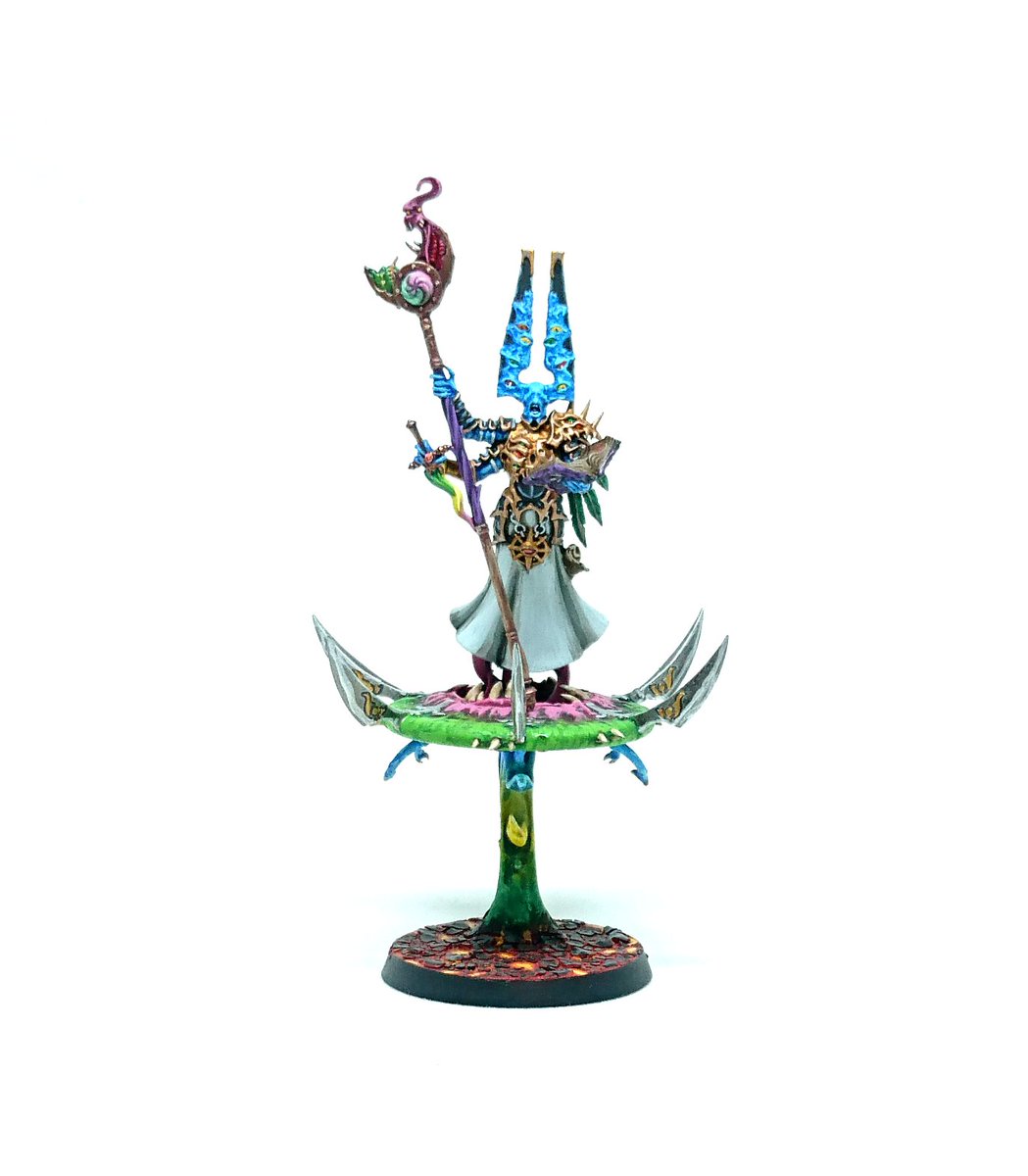Darth_Alec's tweet photo. Time for #SlavesToAdvent :D It's the final approach to Christmas, and I've barely shown the stars of the show. Can't be an #Everchosen calender without some actual Everchosen models! This Gaunt Summoner was painted two years ago now, and has seen action in several countries! https://t.co/FM9B9xRiFL