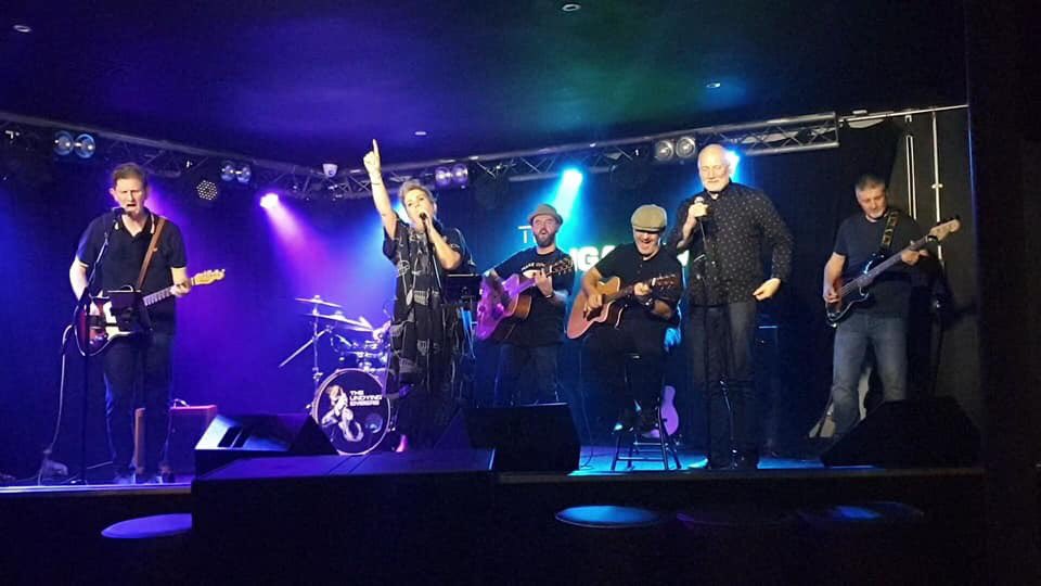 Thanks to all of you who came along and listened on Friday night <a href="/BungalowPaisley/">The Bungalow</a> and thanks to the wonderfully talented <a href="/sparkschristine/">Christine Sparks</a> for lighting up the room with her talent amd spirit. Love to you all.