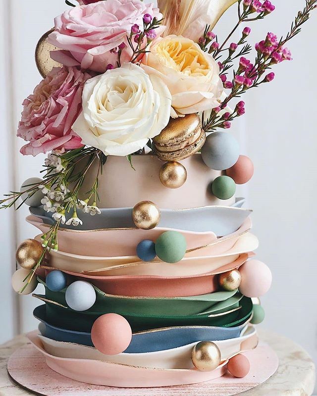 Details matter. They create depht, and depth creates authenticity 🍰
@duchess.bakes
.
.
.
.
#layersandbubbles #macaronartist
#macaronstagram #macaronlovers #macaroncake #cakestagram #weddingplanner #instacake #cakegoals #cakeoftheday #cakegram #cakelo… ift.tt/2SeGp1T