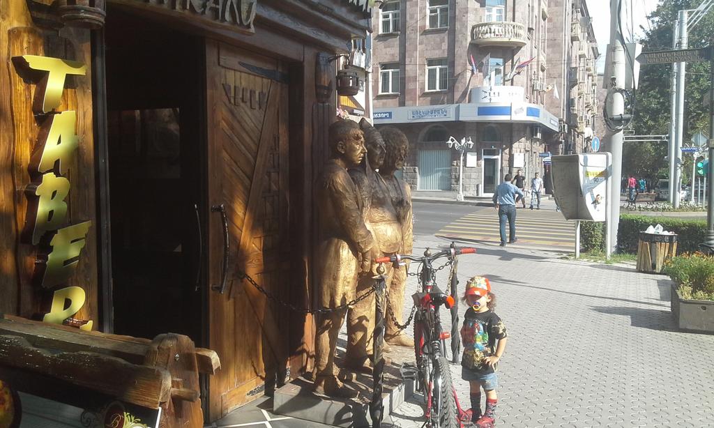 Shahrokh when was in Armenia