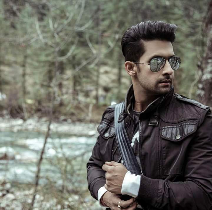 TalhaJaffar2's tweet photo. #HappyBirthdayRaviDubey https://t.co/FMVCvWBZrx