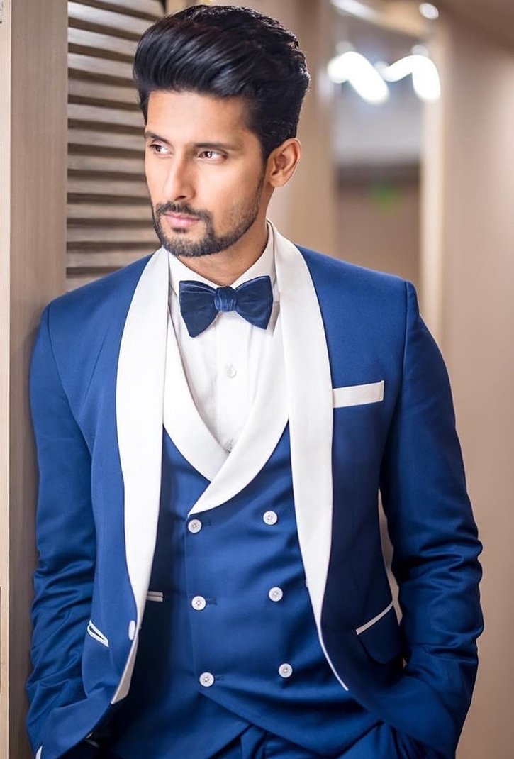 TalhaJaffar2's tweet photo. #HappyBirthdayRaviDubey https://t.co/ow4GeFTZSV