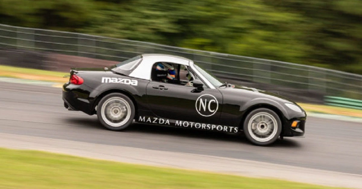 DM_Mazda's tweet photo. #Mazda is going to award their annual scholarships to talented drivers to participate in the Spec MX-5 Invitational events! https://t.co/dbmH2KbDsz https://t.co/LQPhLN1G8W