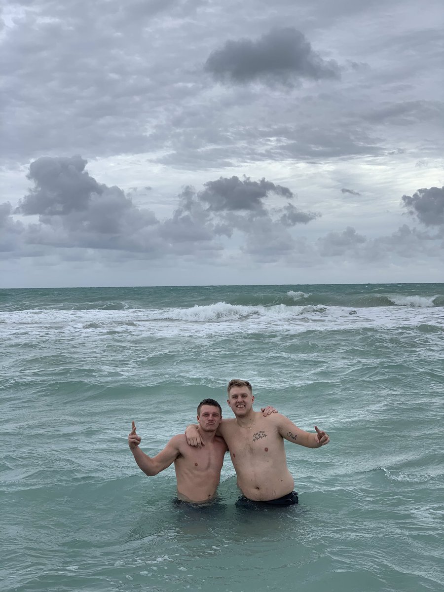 Tim__Abel's tweet photo. Christmas n Miami with some new Teammates https://t.co/ri5hAPej91