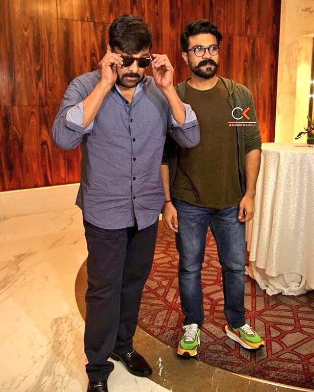 ImShivaKonakala's tweet photo. No Need Captions .. picture itself speaks lot's of emotions. Wt a Adorable lovely picture it is
Gooosebumps 🔥🔥
MEGA MOMENT'S
#Bossuuu chooyinchu nee Graceuuuu
Demi God #MegaStarChiranjeevi Garu #MegaPowerStar #RamCharan Anna during #SyeRaa Promotions
#SeethaRAMaRajuCHARAN https://t.co/YQMOMmZAWi