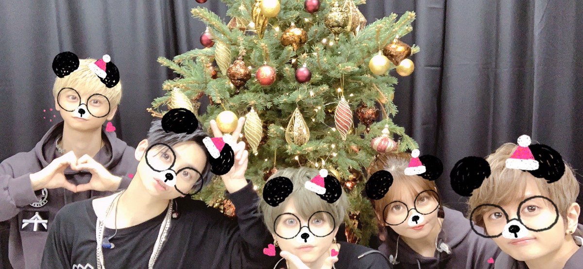 mumu_39_yuu's tweet photo. 今回のLIVE良すぎた
ずっと思い出してる。
#AAADOMETOUR2019PLUS
#AAA
#AAAplusFAN
#西島隆弘
#與真司郎
#日高光啓
#末吉秀太
#宇野実彩子 https://t.co/QzcNXG02OJ