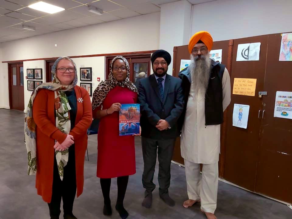 TaiwoOwatemi's tweet image. Reaching out to all the communities in Coventry North West is my number one priority.  

Today I was pleased to visit GNP Gurdwara once again, my first visit as MP. I met with representatives from the Sikh Federation and we discussed how we can work together.