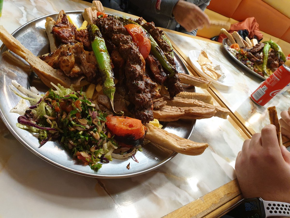 "Abi, mach mal Platte für 6 Mann"