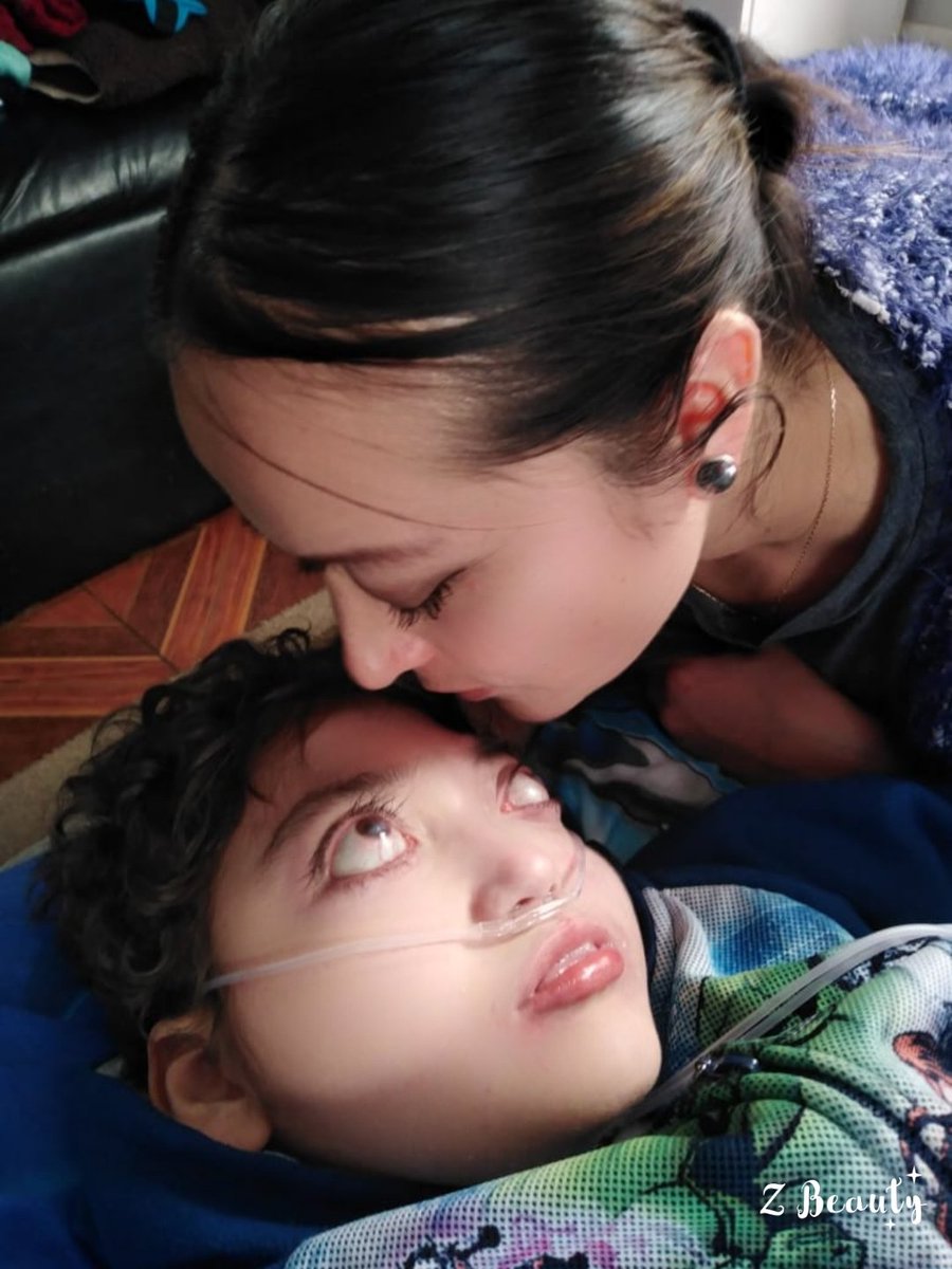 Ayúdanos con un RT  nuestra lucha ha sido larga, los recursos no alcanzan y la enfermedad cada día avanza y provoca más deterioros y necesidades y todo es carisimo 🙏🙏🙏