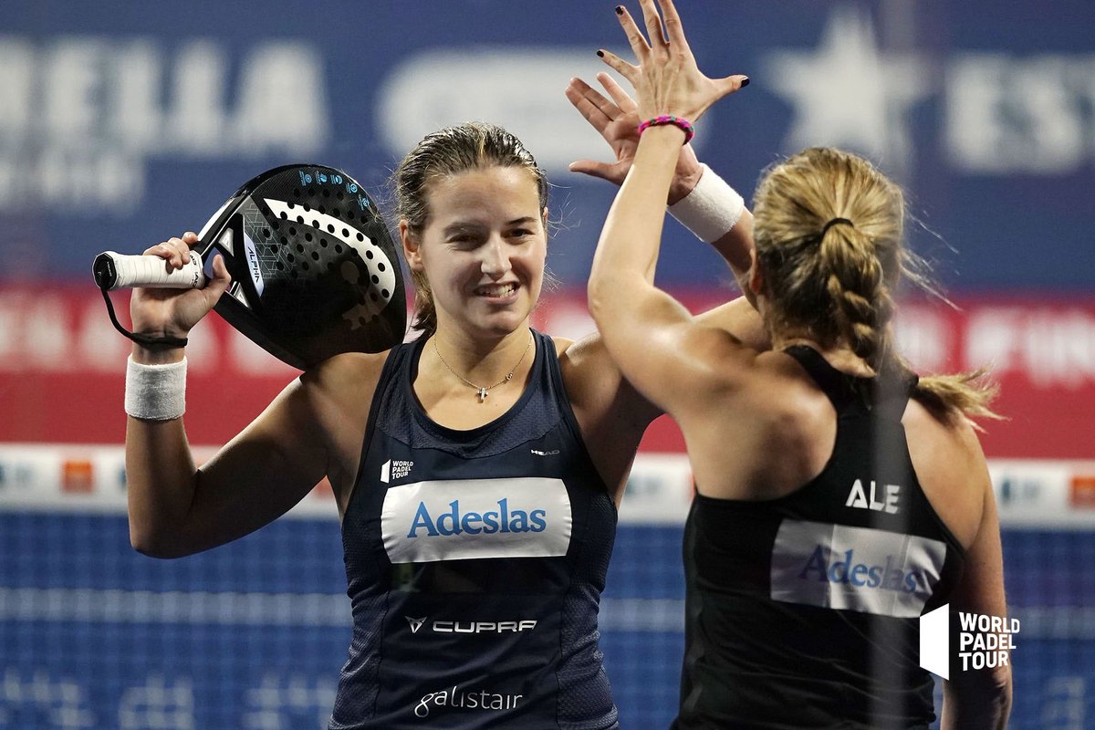 ICPadel's tweet image. 👑 Maestra 2019

Nuestra madrina en #InterCampungsPadel la joven reusense @asanchezfallada se proclama CAMPEONA del #WPTMasterFinal 2019.

Gracias por todo y por hacernos disfrutar de este deporte, nuestro #Pádel.