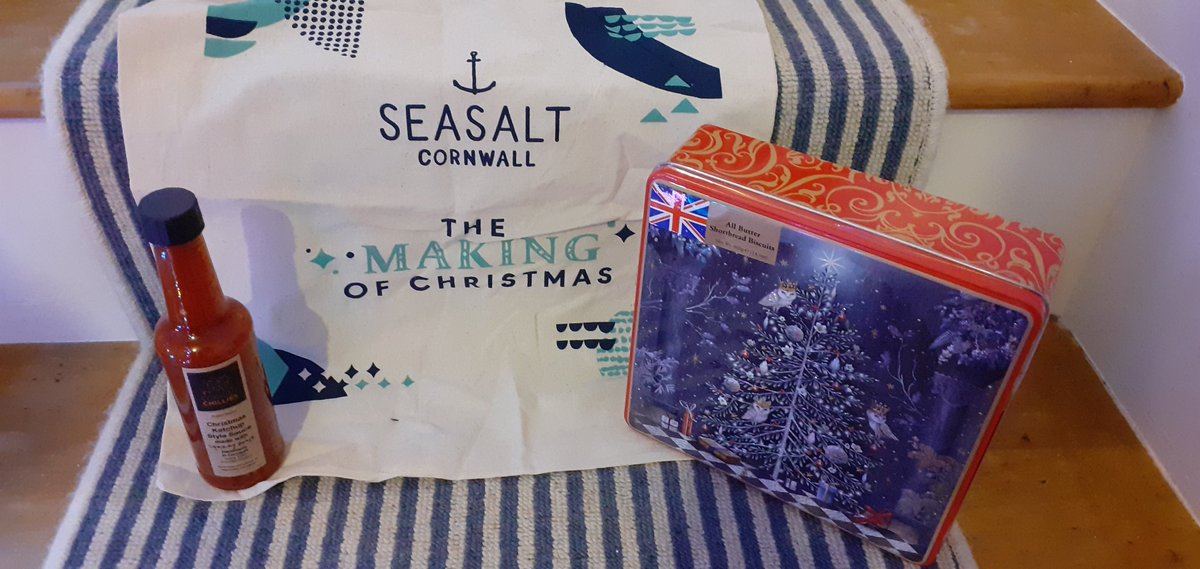 Working over Christmas? Don't despair...here's a selection of the AWESOME prizes you'll be 'dipping' for in the RCM Lucky Dip! On a ward near you Christmas Eve, Christmas Day and Boxing Day! @rchtmaternity  @ChristineH_MSW <a href="/RCHTWeCare/">Royal Cornwall Hospitals NHS Trust</a> <a href="/MidwivesRCM/">Royal College of Midwives 💙</a> #amazingnhsstaff 🎅🎁🎄