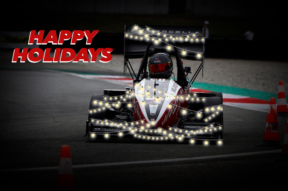 dynamisprc's tweet image. The DP11 wishes you happy #holidays! 🎄✨ Enjoy this time with your family and friends, and get time to #recharge the batteries!! 😜🔌

#ForzaDynamis #FormulaStudent #Motorsport #Racing #FSAE #PoliMi #Milan #Enjoy #Xmas #HappyHolidays #MerryChristmas #Electric #Team
