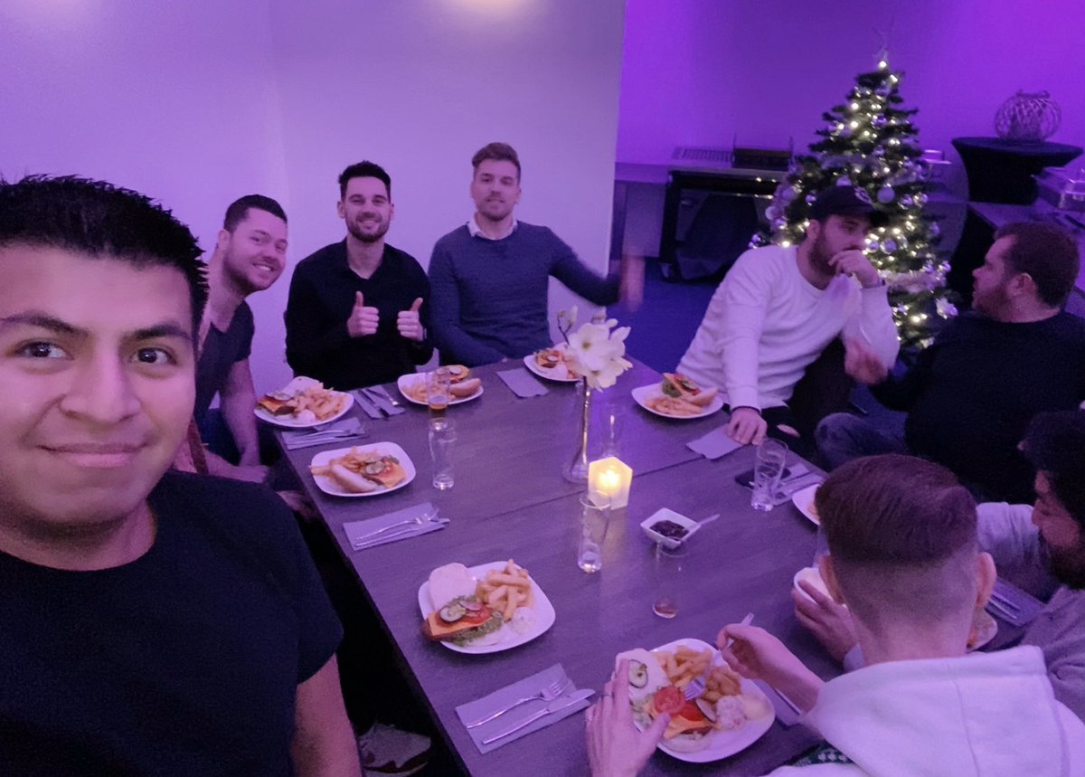 partydj_martijn's tweet photo. Wonderen bestaan! I.p.v. ergens eind maart heeft BPM nu echt een kerstborrel rond de kerst. #TeamBPM #HandenVoorBier #SintenKerstEnNieuw #Kerstborrel #Hattem #Bowling #Strike ๐๐
๐ป๐ฅ @BPMMEF @BPMbookings @djopjebruiloft @djopjefeest https://t.co/ZWaSp84Cjv