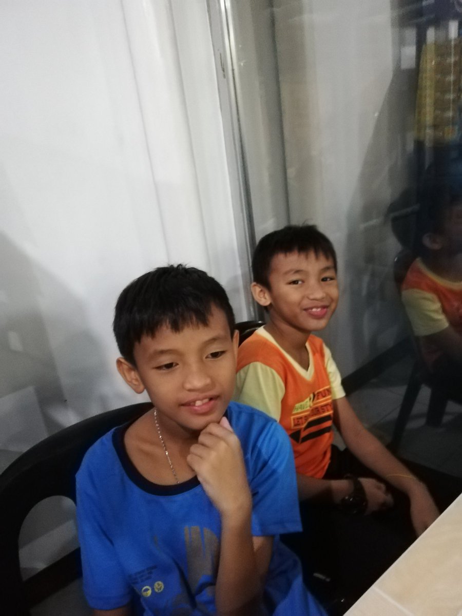 Takekercuziker's tweet photo. Flex ko. Lang Yung mga anak ko.. 👌🏿👌🏿👌🏿😊
Gustong mag artistista paglaki.. 😊😊
Idol Nila si lie.. 👌🏿 https://t.co/tti950GSe1