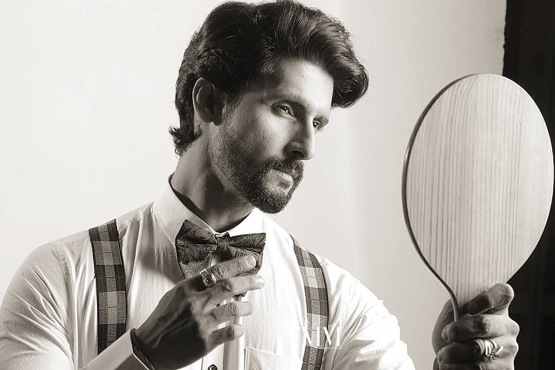 spaul21494's tweet photo. #HappyBirthdayRaviDubey qeertt https://t.co/SIw6KogtAc