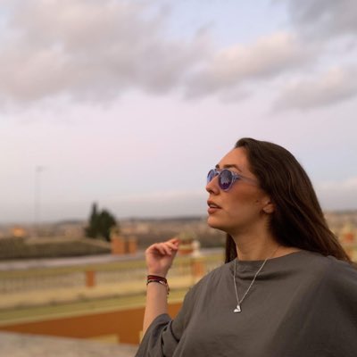 strangeppl99's tweet photo. #NewProfilePic https://t.co/oucMPbuFRs