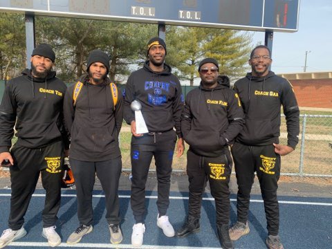 Geez_GSB's tweet photo. Conshy Bears 7u National Champions 🐻💙🖤💛💪🏾 https://t.co/qDoT7L9hag
