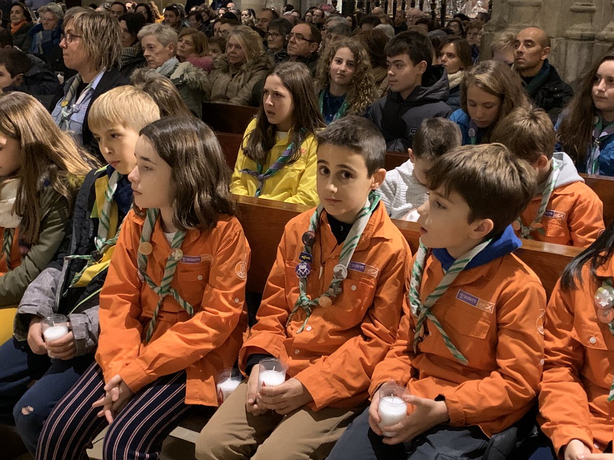 iglesiarioja's tweet photo. Celebración de la Luz de La Paz de Belén en Santo Domingo de la Calzada organizada por el Movimiento Scout Riojano - MSC @scoutsmsc 
#LPB2019
#scoutsmsc https://t.co/noSjXcVv9h
