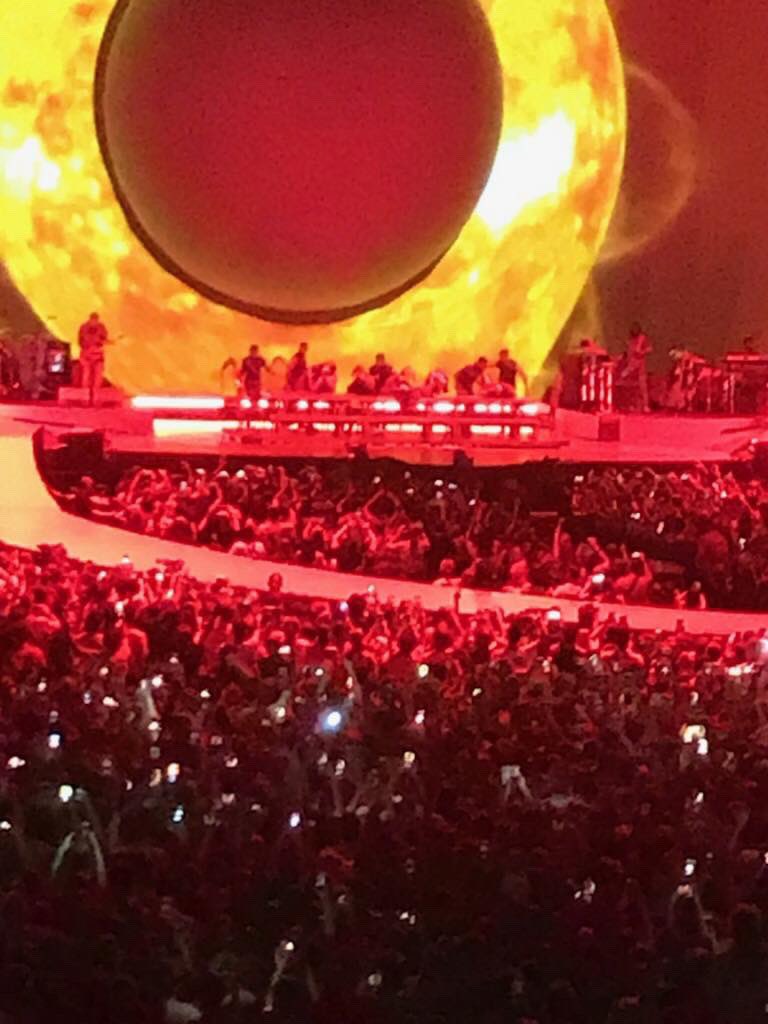 justboughtitt's tweet photo. #SWTMemories 🪐😖❤️ https://t.co/Xo2rh3skXb