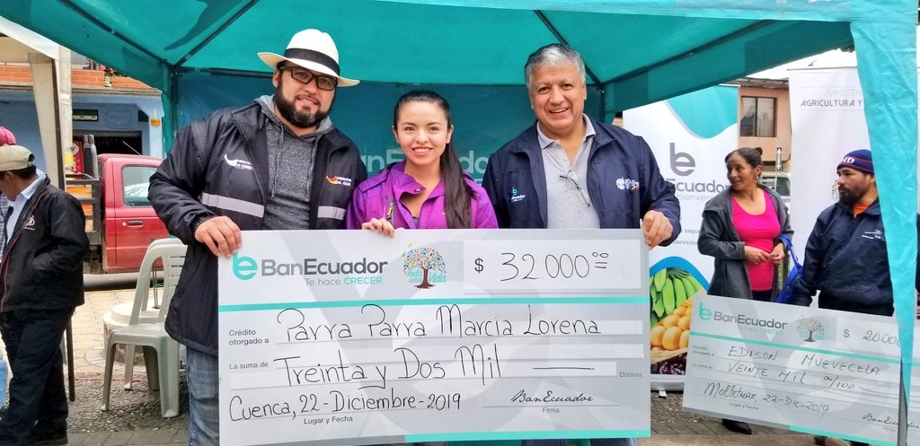 ¡Buenas noticias! 📍✅

A través de <a href="/BanEcuadorBP/">BanEcuador</a> entregamos más de 54 mil dólares en créditos en la parroquia #Molleturo.

Respaldamos proyectos en agricultura, ganadería y siembra de pinos, de nuestros ciudadanos que optaron por créditos para su crecimiento económico. 
<a href="/Lenin/">Lenín Moreno</a>