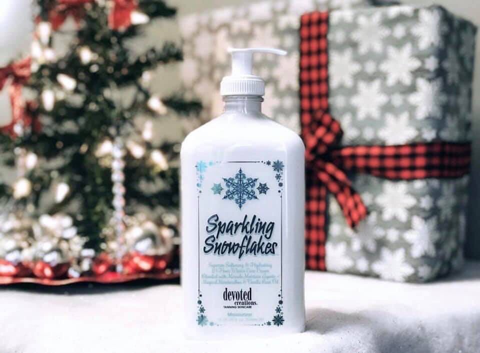 MGoldenTans's tweet photo. Need some last-minute gift ideas?! Let The Midas Touch help you with any Beauty, Wellness or Sunshine needs! Whether it’s yoga, sauna, spray tans, red light, tanning, slimming or skin care - we have something for everyone! Stop by or call 620-340-1011 &amp; have a Merry Christmas!🎅🏼 https://t.co/9AtS8r6Vj9