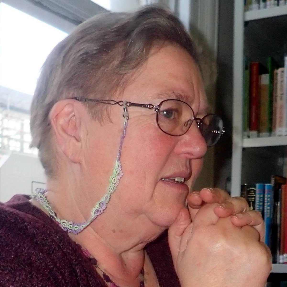 peterjohnscott's tweet image. homescott.free-online.co.uk/XMAS2019k.htm Compliments of the Season from Elaine and Peter in Sheffield