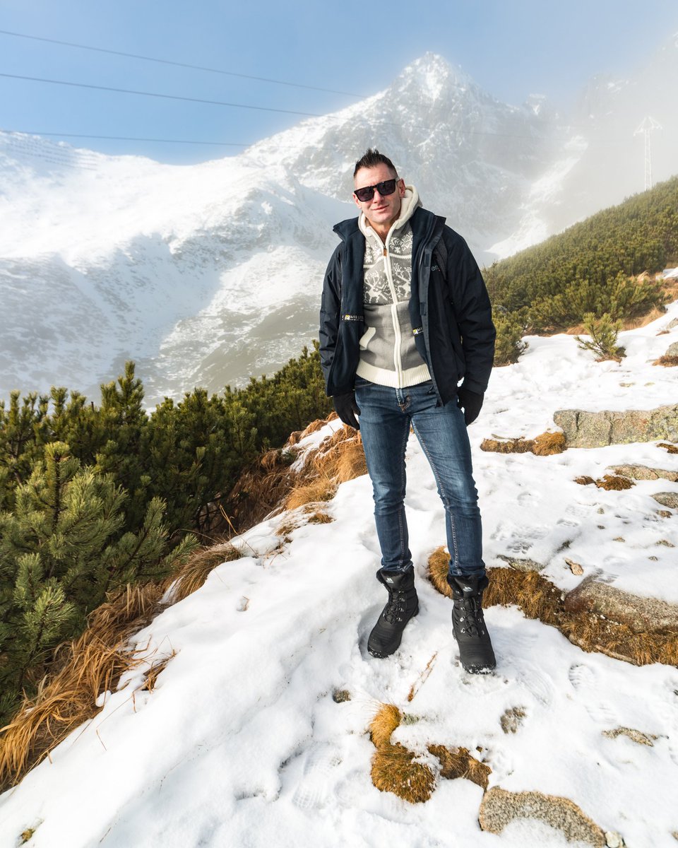 DandMPhotograph's tweet photo. It didn't take long to find some snow in the mountains. Merry Xmas everyone.

#whitechristmas #tarta #hightatras #snow #merrychristmas #couples #love #space #timealone #view #slovakia #slovakchristmas #christmas #skalnatepleso #strbskepleso https://t.co/FA4emKaZDv