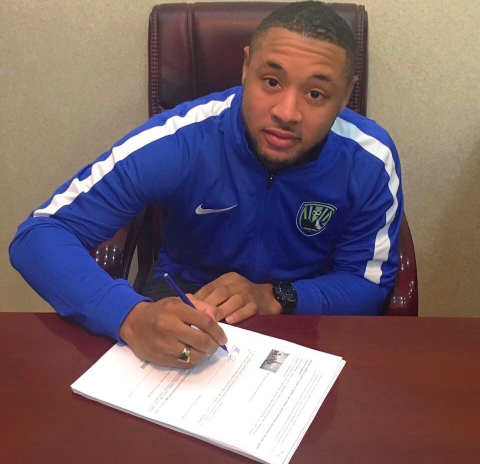 socawarriors's tweet image. Footballer’s sister dreamt a car crash days before fiery deaths. tinyurl.com/qpc5q8g