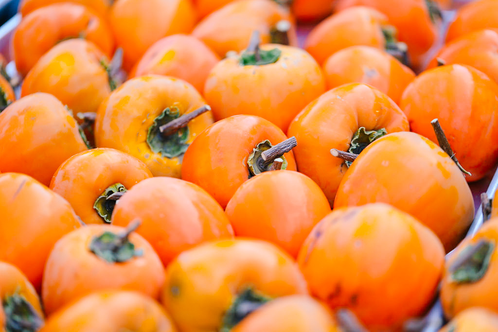 Randle loves that it’s persimmon season because it means his wife will make her signature persimmon pudding… yum!