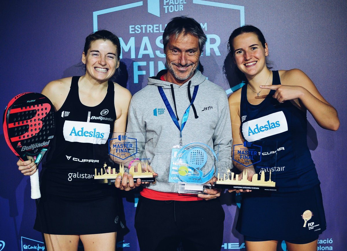 asanchezfallada's tweet image. 🎓 ¡maestrAS! 🏆 
Nunca dejamos de creer y al final lo conseguimos con mucha garra y corazón, gracias @AleeeeSalazar por dejarme luchar a tu lado!❤️ 
Gracias equipo, gracias família, gracias amigos, gracias patrocinadores!!😘🔝 y GRÀCIES Barcelona!💙 
#TeamAS #TeamASter