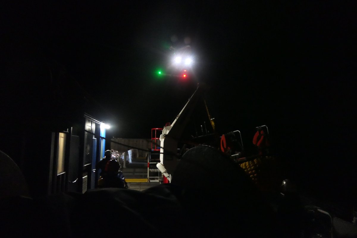 SOSMedIntl's tweet photo. BREAKING A woman who had been under close observation for 48 hours in the #OceanViking’s clinic has just been medically evacuated by Italian authorities, with her 1,5 y/o child &amp; her sister. All 159 survivors remaining onboard also need a swift disembarkation as per maritime law. https://t.co/bCTI5ysa0b