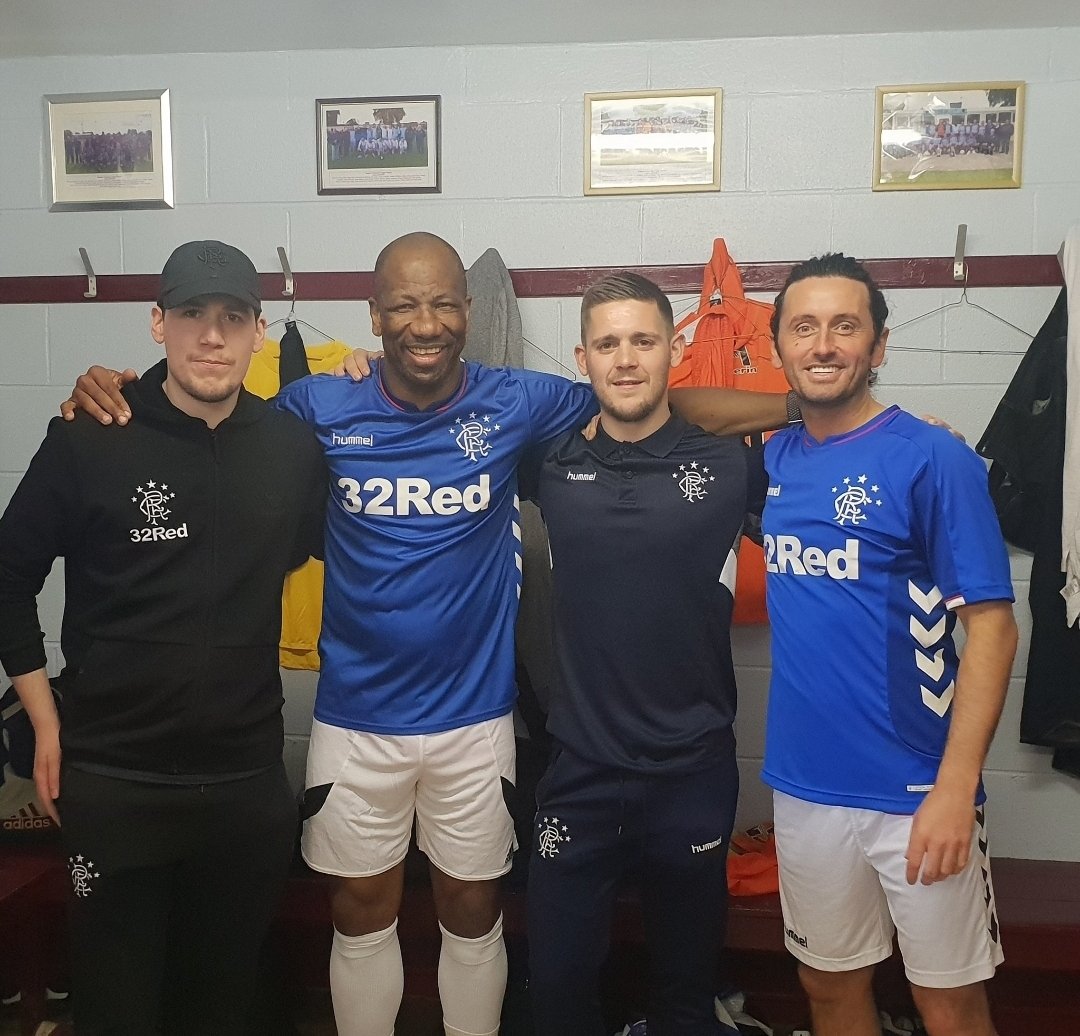 Brian_Glow's tweet photo. A massive Happy Birthday to this Legend and very good friend @marvellous_77 π
#KeepBeleiving https://t.co/T8EIPo6BDH