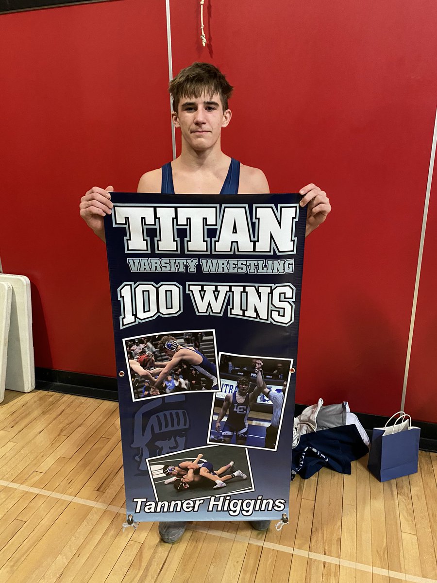 TitanWrestle's tweet photo. This guy had a great day yesterday. He earned his 100th high school varsity win in the quarter finals. And He earned his first regular season tournament championship by avenging a 4-6 loss from a week ago with a 4-3 win over the same opponent. Nice work Tanner Higgins. #strapsup https://t.co/sOHu8nTZz4