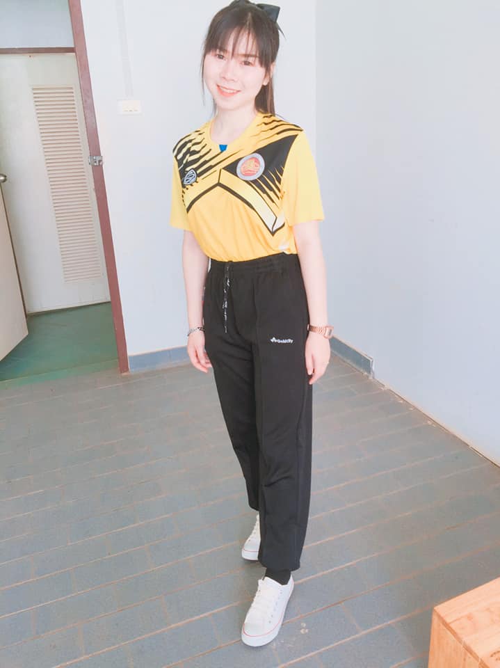 Mailehjit's tweet photo. หน้านิ่งๆอาจจะดูธรรมดา แต่ถ้ายิ้มขึ้นมาน่ารักนะเว้ยยย ☺️ https://t.co/Fw82syDiWT