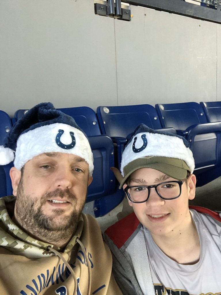 dainintx's tweet image. @Colts with my boy for #15birthday
#CARvsIND #gocolts