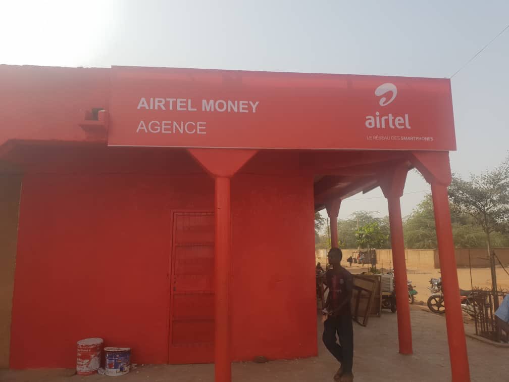 brahamadou's tweet image. Chez Airtel Money Niger, nous faisons de l’inclusion financière notre objectif premier!! Depuis 3 mois nous avons lancé un vaste projet d’Agence Airtel money partout au Niger (zone urbaine et rurale ) afin de facilité les transactions financières.#changethegame
