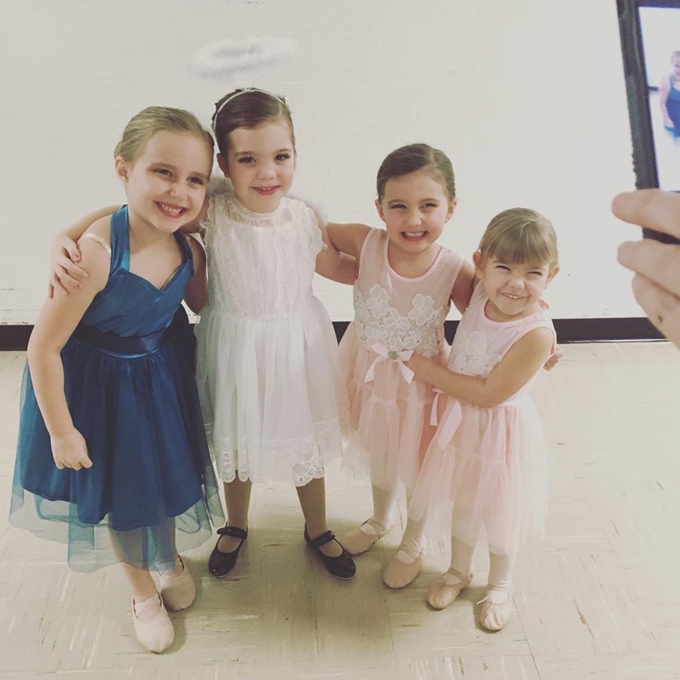 akadancestudio's tweet photo. Great Christmas Show!! Proud of all our dancers and very thankful for everyone that helped out to make it such a special show❤️💚 https://t.co/WnEMrYHtmi
